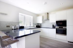 Photo 21- click for photo gallery